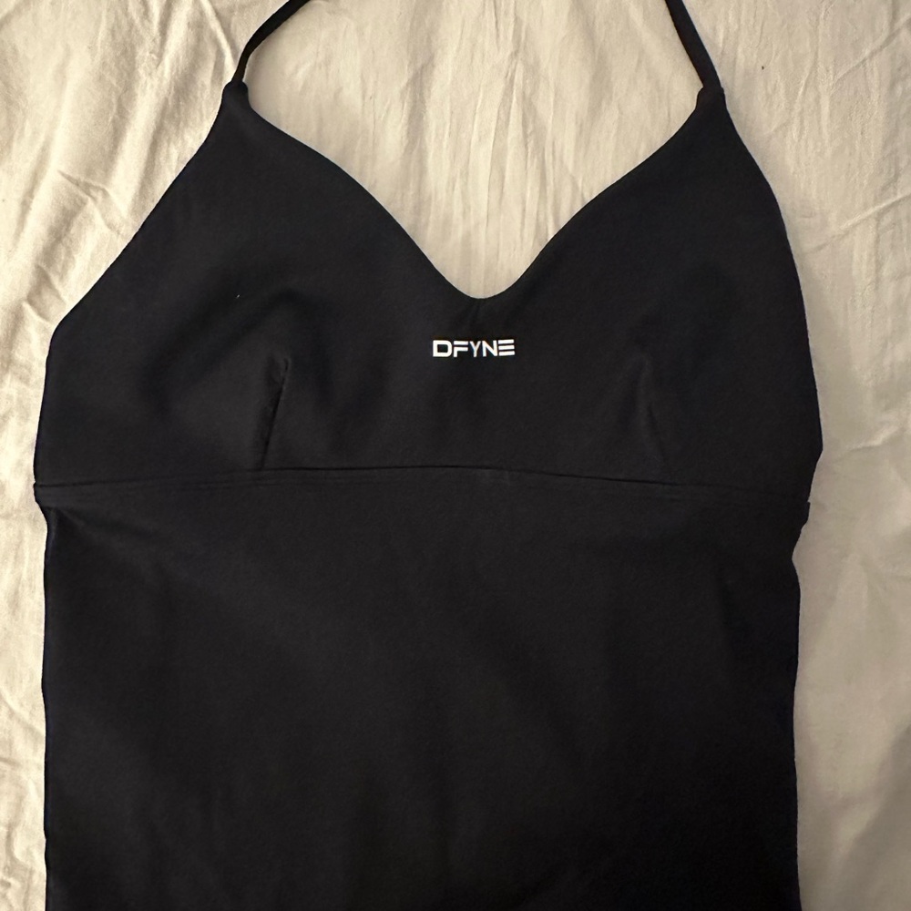 DFYNE Women's Black Halter Top